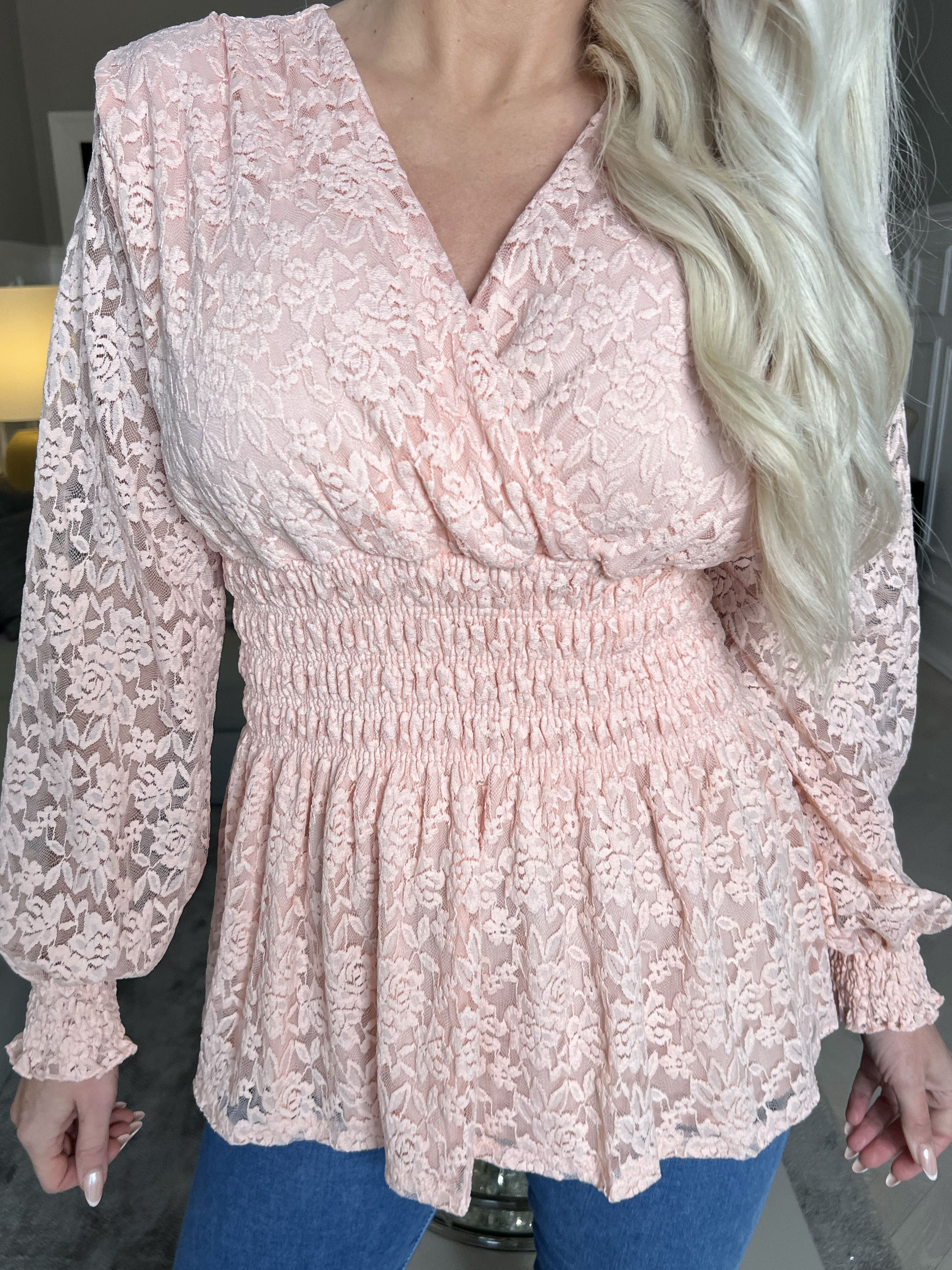 Pams Lace Shirt L/S - Elastisk blonde bluse med lange ærmer